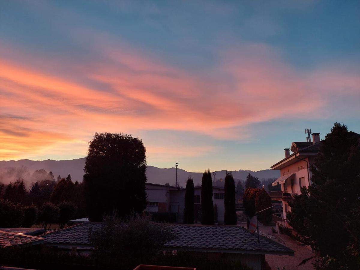 Casa Ilda Villa Orta San Giulio Luaran gambar
